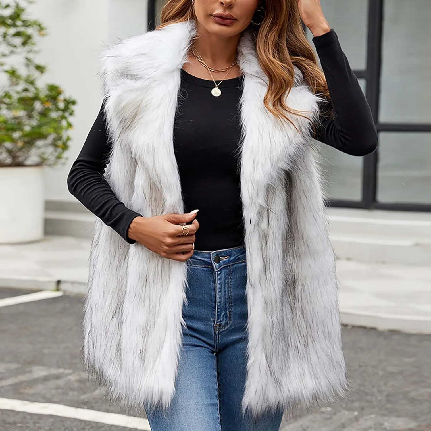 DDAPJ pyju Faux Fur Vest Jacket for Women Sleeveless Open Front Winter Warm Waistcoat Fluffy Fuzzy Gilet Coat Outerwear
